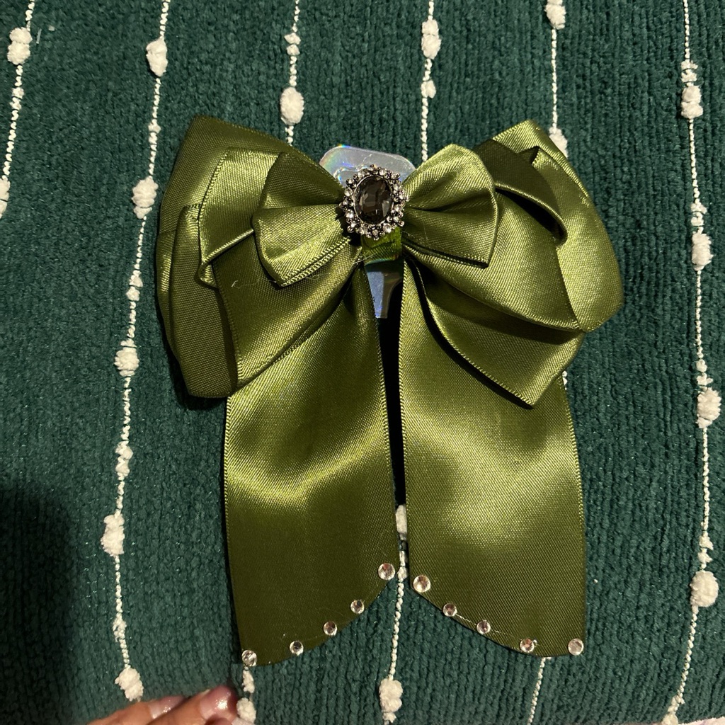 Green Bow